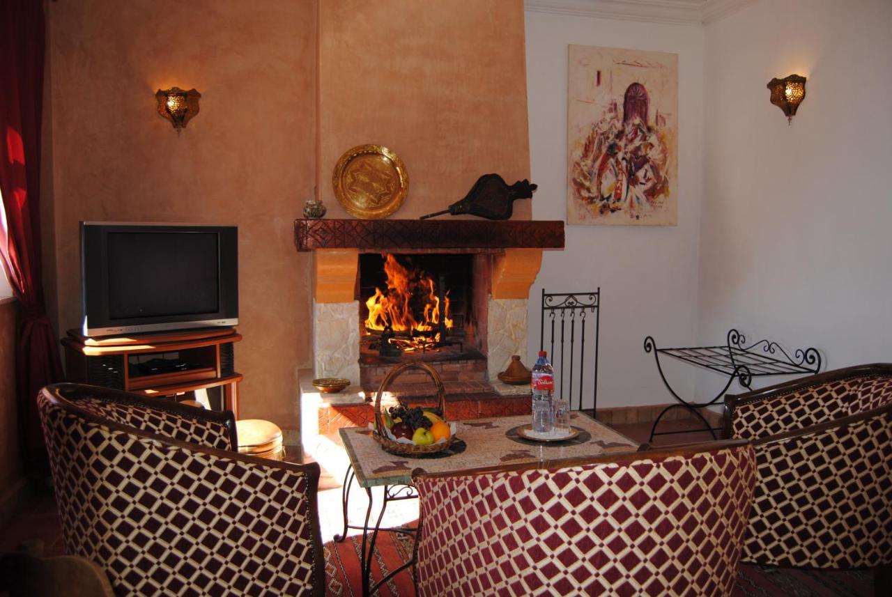 Bed and Breakfast Les Tourmalines Afeggou Экстерьер фото
