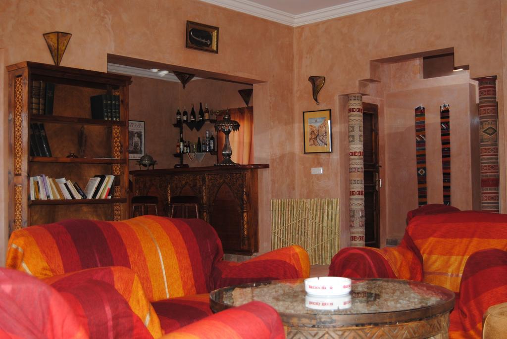 Bed and Breakfast Les Tourmalines Afeggou Экстерьер фото