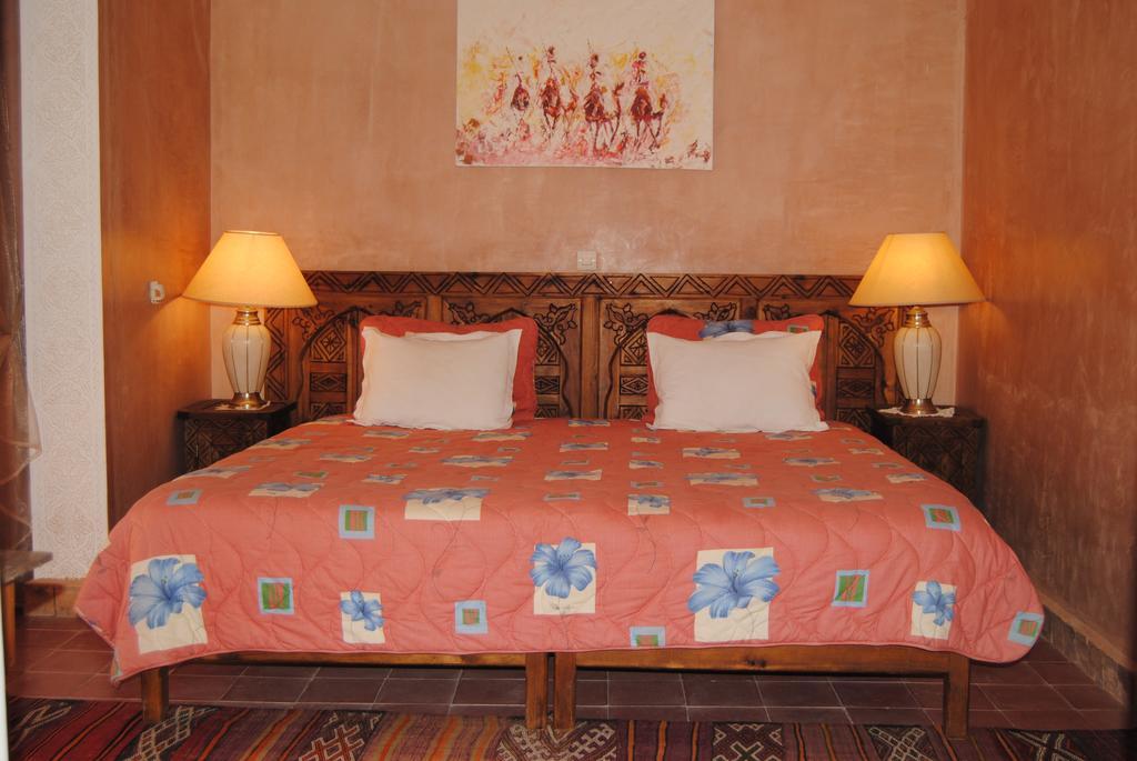 Bed and Breakfast Les Tourmalines Afeggou Экстерьер фото